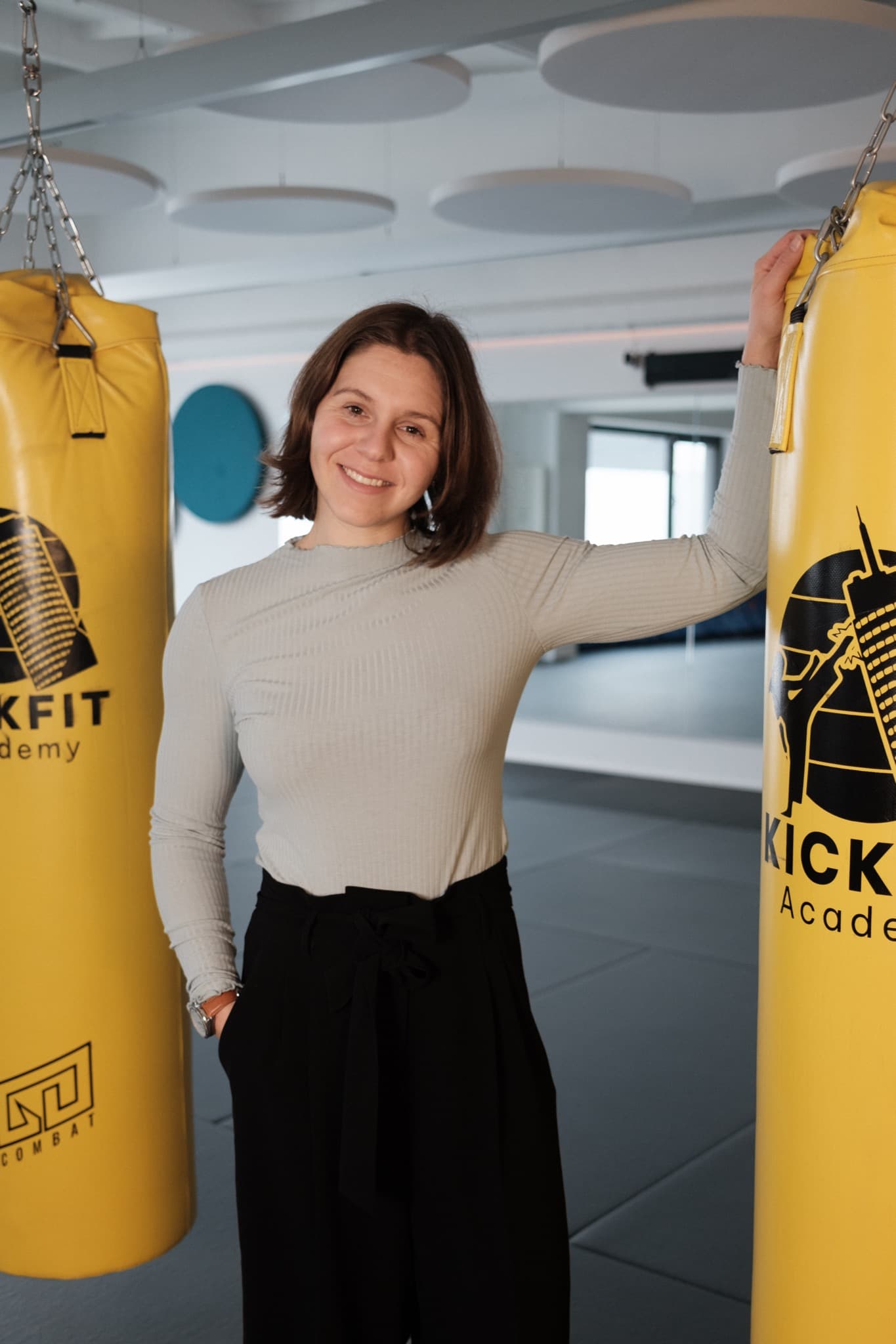 Helena Pagiatakis, Psychologin (M.Sc.) und zweifache Weltmeisterin im Kickboxen, in der KickFit Academy Jena